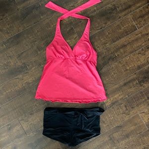 Women’s pink and black tankini set
